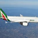 Snack di bordo addio: Alitalia taglia i costi sui voli domestici