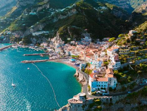 Costiera Amalfitana, la serie tv ‘Ripley’ attira il turismo di massa