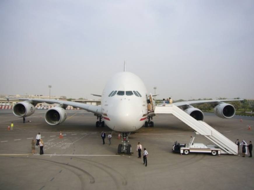 Nuovi aerei per Etihad Airways: gara tra gli investitori