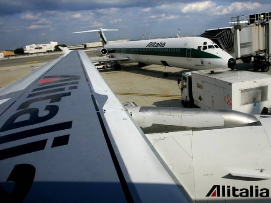 Blocco dei voli Alitalia, proclamato un sciopero per domani