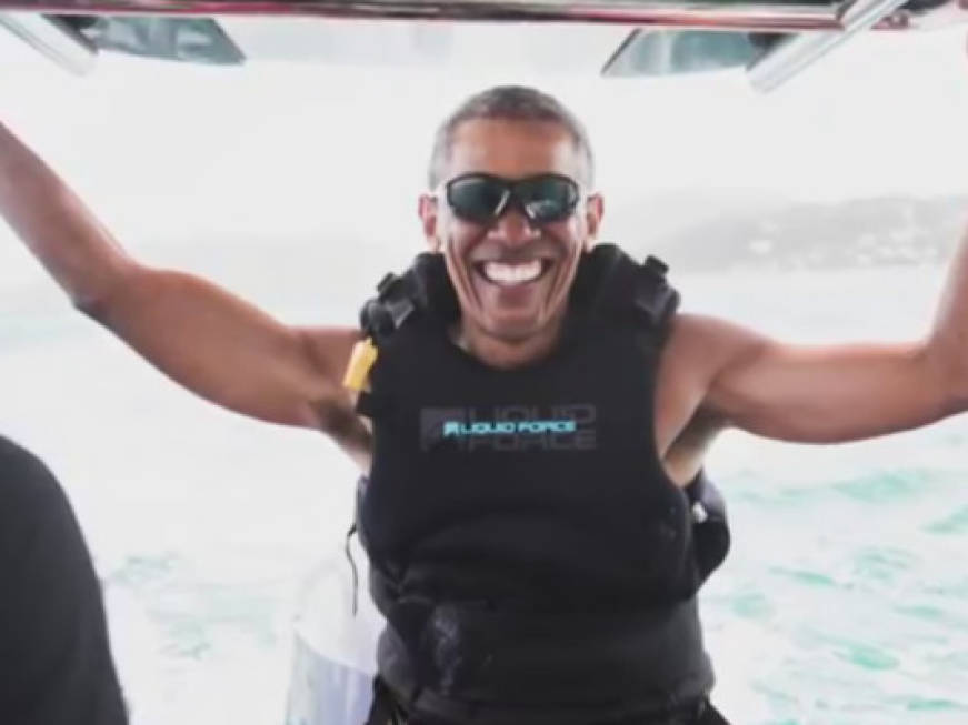 Obama in vacanza sull&amp;#39;isola di Branson, il video diventa virale su Youtube