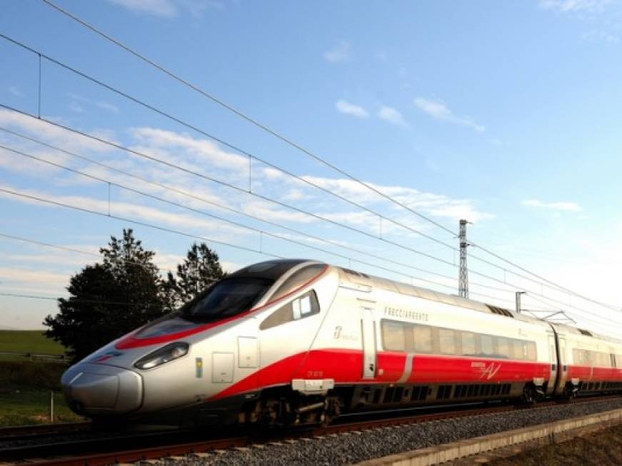 Trenitalia sfida gli aerei, da Bari a Roma in tre ore e mezzo