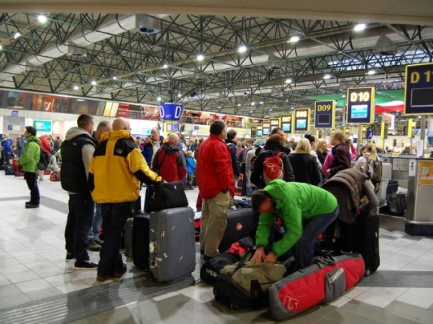 Aeroporto di Torino, boom di passeggeri grazie ai charter invernali