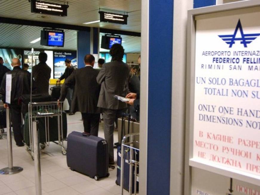 Riapre domani l&amp;#39;aeroporto di Rimini, da Mosca il primo volo