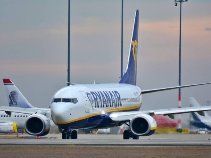 Ryanair, fino al 9 aprile voli di emergenza