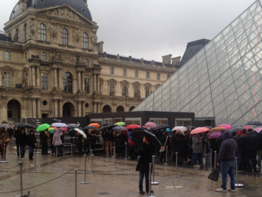 Parigi, Louvre chiuso dopo una sparatoria in mattinata