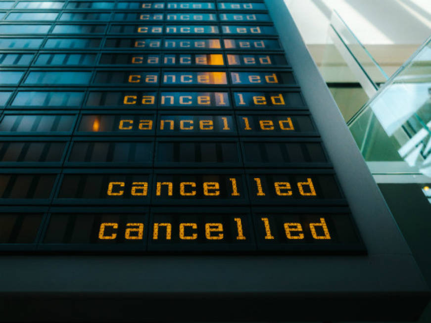 Domenica 4 ore di sciopero negli aeroporti italiani: i voli cancellati e quelli garantiti