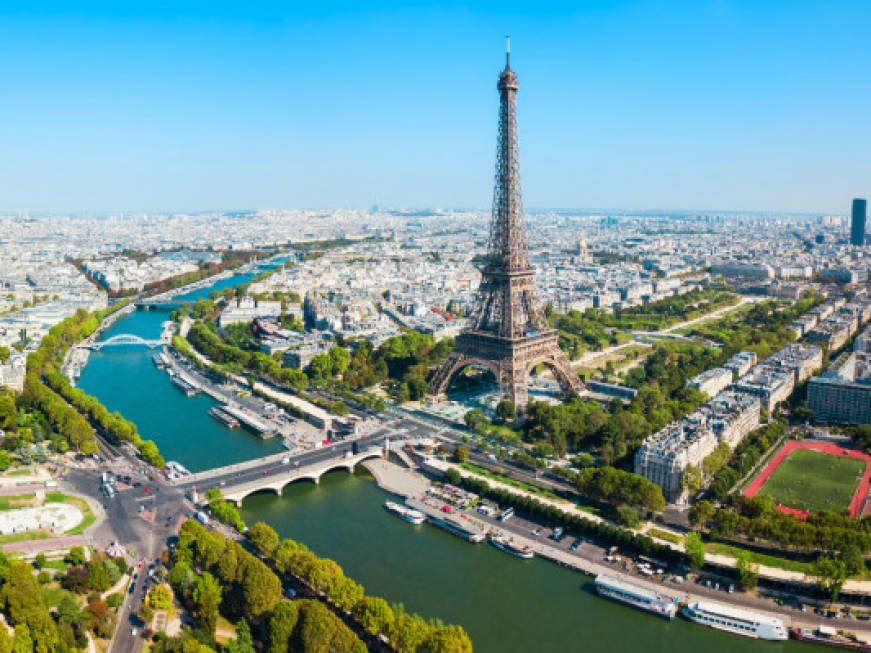 Giochi Olimpici, raddoppiano le prenotazioni di voli su Parigi