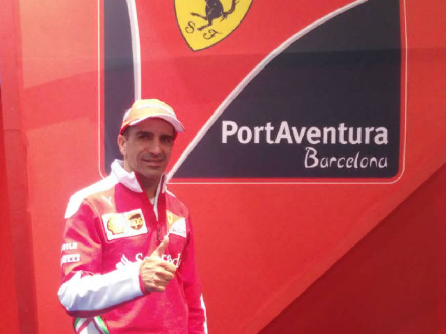 Marc Genè, con la Ferrari in agenzia