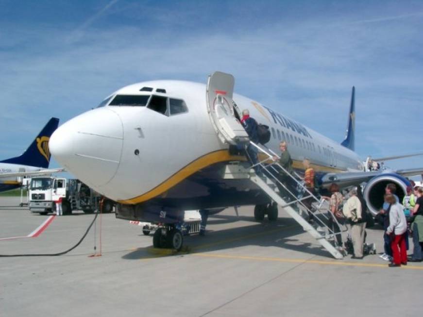 Ryanair: eliminatala sovrattassa aeroportuale dal 1 settembre