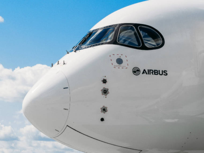 Trasporto aereo, 2023 anno dei record per numero di ordini: Airbus vince su Boeing