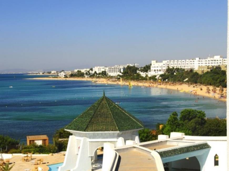 Tassa di soggiorno in Tunisia, 2 dinari a notte in più negli hotel