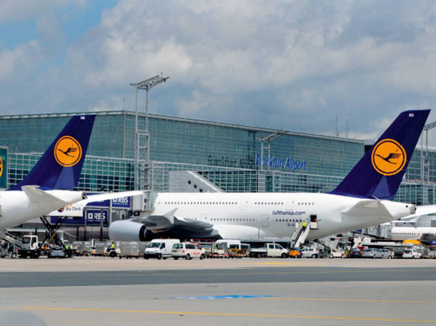 Piloti contro Lufthansa, sciopero a Francoforte