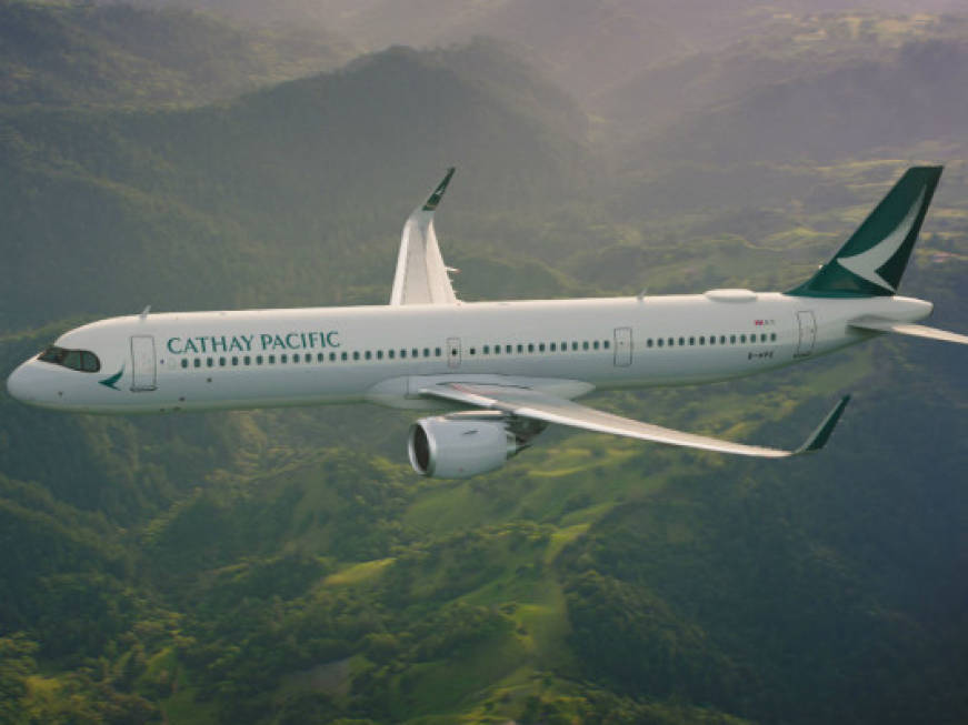 Gruppo Cathay: ordine ad Airbus per 32 aerei della famiglia A320neo