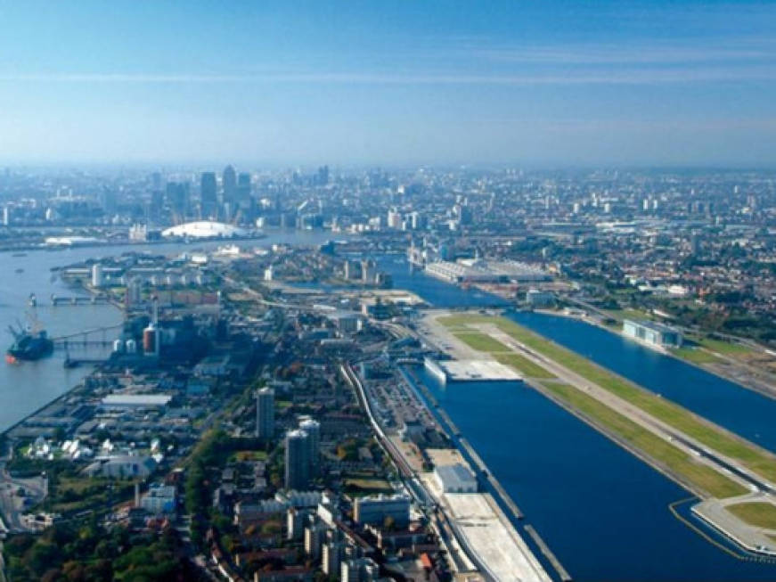 Traffico record a luglio per il city airport di Londra