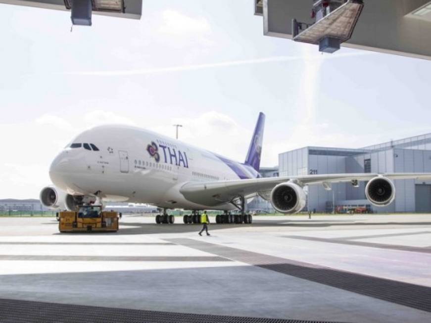 Thai Airways sospende i voli su Roma
