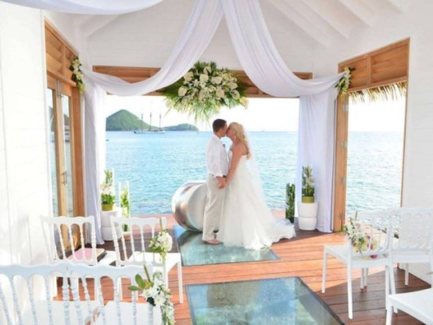 Sposarsi sull&amp;#39;acqua: Sandals apre la prima overwater wedding chapel dei Caraibi