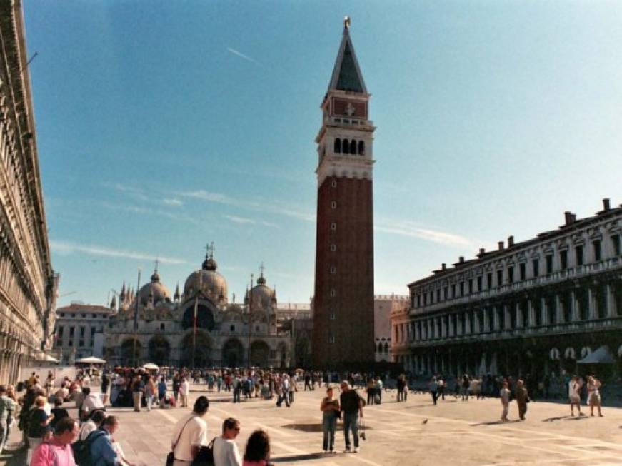 Venezia prima sul podio delle città a maggiore densità di turisti