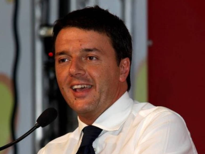 Renzi: “Il tetto ai contanti sarà alzato a 3mila euro”