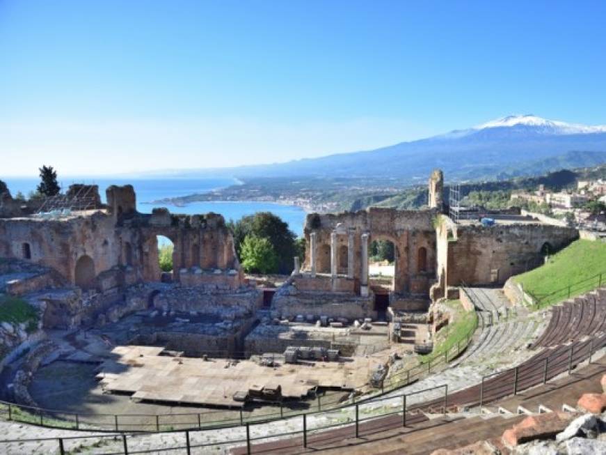 Sicilia, a Taormina vincono le strutture alberghiere