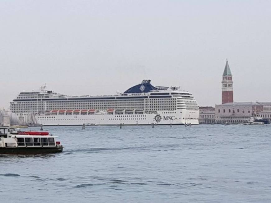 Grandi navi da Venezia a Marghera: domani il tavolo tecnico