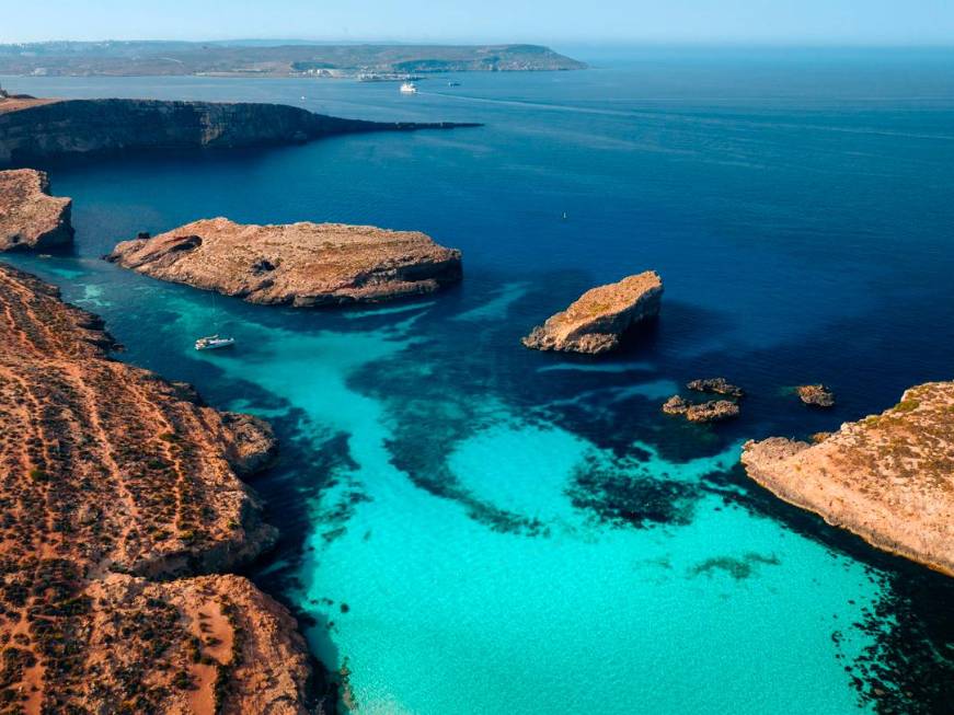 Malta, da domaniBlue Lagoona numero chiuso