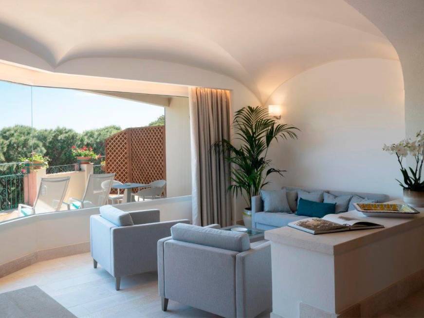 Forte Village, dal restyling del Castello la nuova Suite Perla