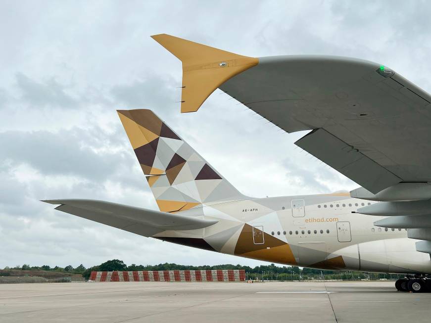 Etihad Airways e DCT Abu Dhabi: assicurazione sanitaria gratuita per chi arriva dall’estero