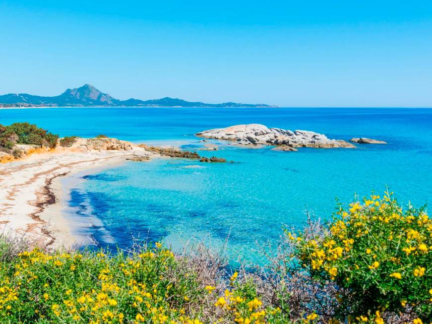 Gattinoni Travelinveste sulMare Italia