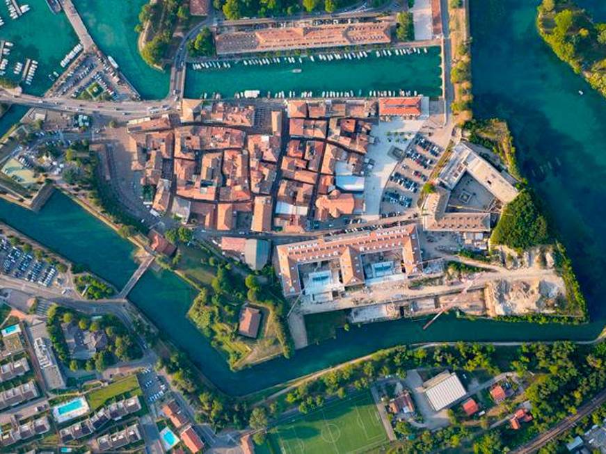 TH Group trasforma l’ex Caserma XXX Maggio di Peschiera del Garda in hotel, l’apertura nel 2027