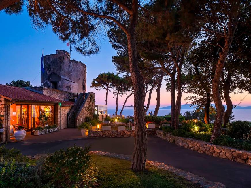 Erqole acquisisce l’Hotel Torre di Cala Piccola all’Argentario