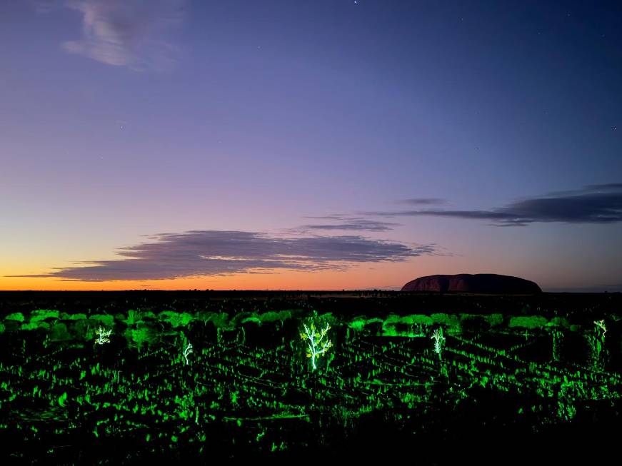 Suoni e luci a Ulurunuova esperienza inAustralia. La gallery