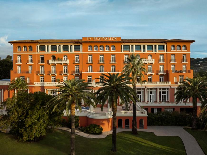 Francia: COMOriapre lo storicoLe Beauvallon