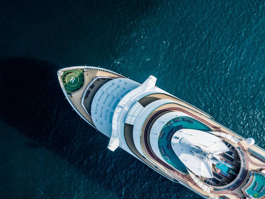 Luxury cruisingNuove navi e branddebuttano nel 2026