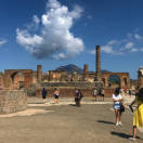Pompei, la denuncia di Fiavet: “Resse e litigi per l’accesso”
