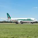 Alitalia, ricavi e passeggeri business in crescita