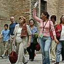 Confguide chiede aiuti anche per guide e accompagnatori turistici