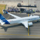Airbus, si apre l'eradella famiglia A220 Nasce il nuovo aereo per corto-medio raggio