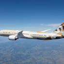 Etihad introduce la copertura assicurativa con Axa per Covid-19