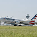 Parto ad alta quota: bambina nasce su un volo American Airlines