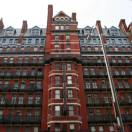 New York, lo storico Chelsea Hotel rinasce attraverso le sue porte