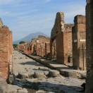 Pompei, riemerge il vicolo dei balconi