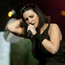 Laura Pausini sceglie un volo Alitalia per presentare il nuovo album