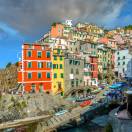 Cinque Terre assediate dai turisti, ma Toti dice no al numero chiuso