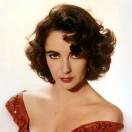 I cimeli di Elizabeth Taylor all'asta sulla Queen Mary 2 di Cunard