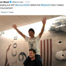 Viaggi nello spazio, il primo passeggero di Elon Musk cerca moglie: con lei volerà verso la Luna