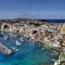 Procida: la Capitale Italiana della Cultura 2022 traina il ritorno dei turisti