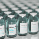 L’Ema autorizza il vaccino Novavax: “Convincerà gli indecisi”