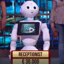 Paolo Pepper, il robot receptionist, sbarca in Tv: l’apparizione a ‘Soliti Ignoti’