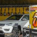 Rossoevolution firma lo stand Jeep del tour europeo dei Rolling Stones